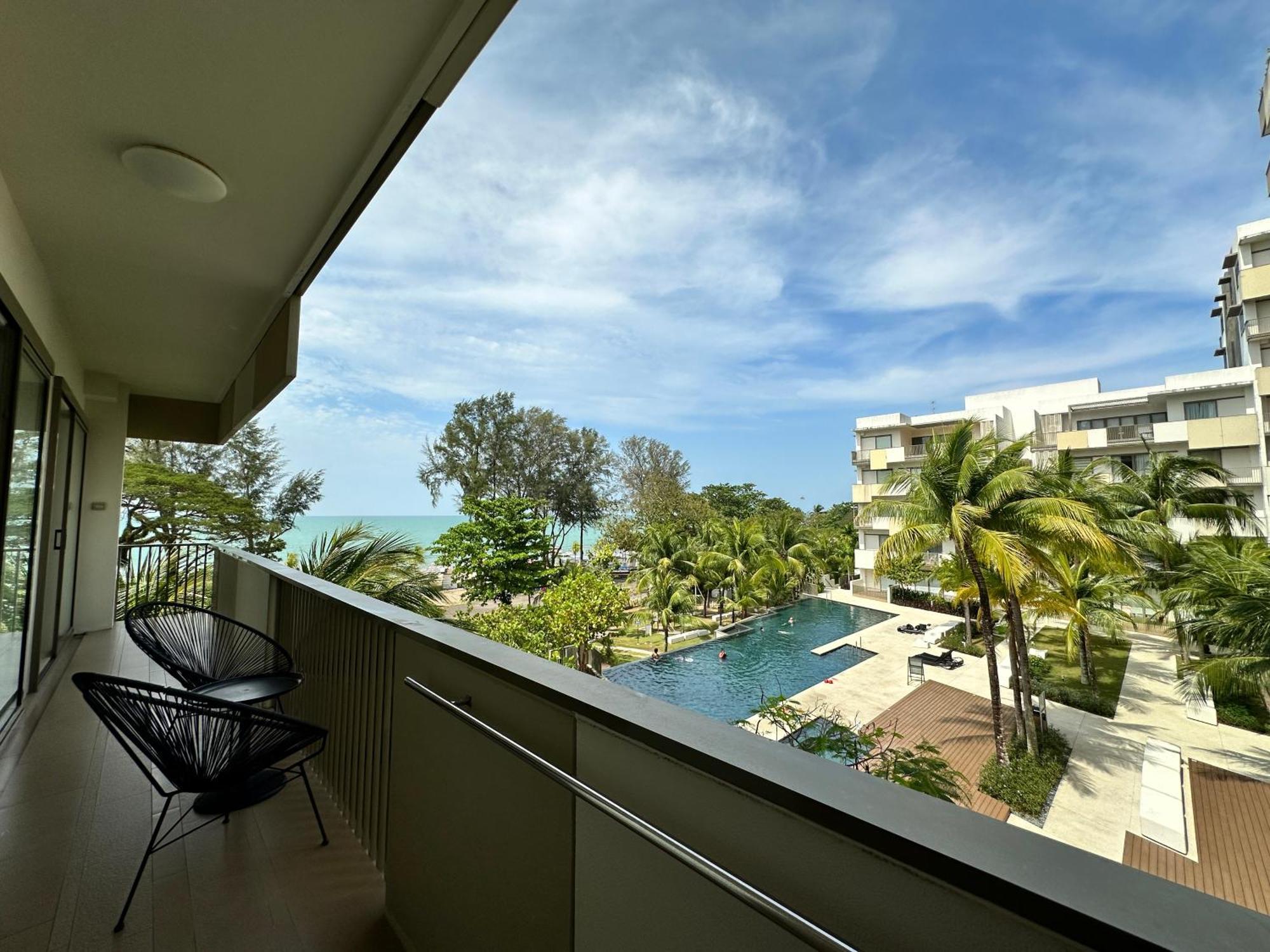 Ferienwohnung By The Sea- Pool And Sea View Batu Feringgi Exterior foto
