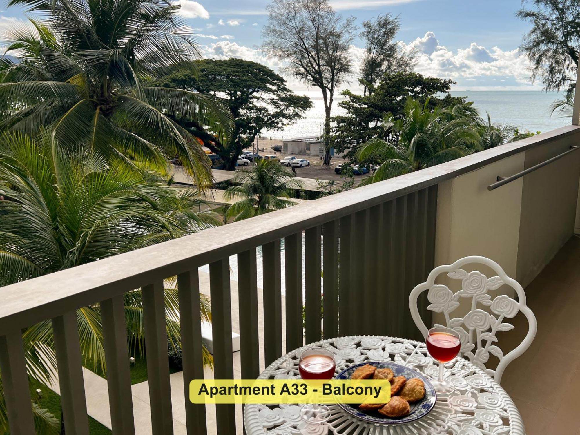 Ferienwohnung By The Sea- Pool And Sea View Batu Feringgi Exterior foto